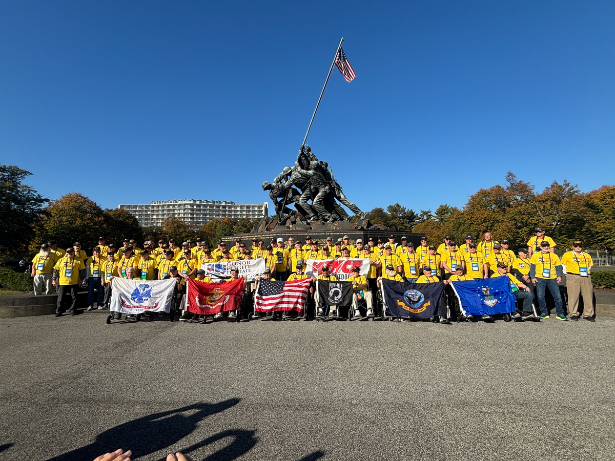 Photo of Honor Flight Veterans in Washington D.C.